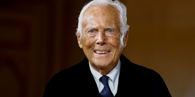 Ndahet nga jeta stilisti legjendar italian Giorgio Armani