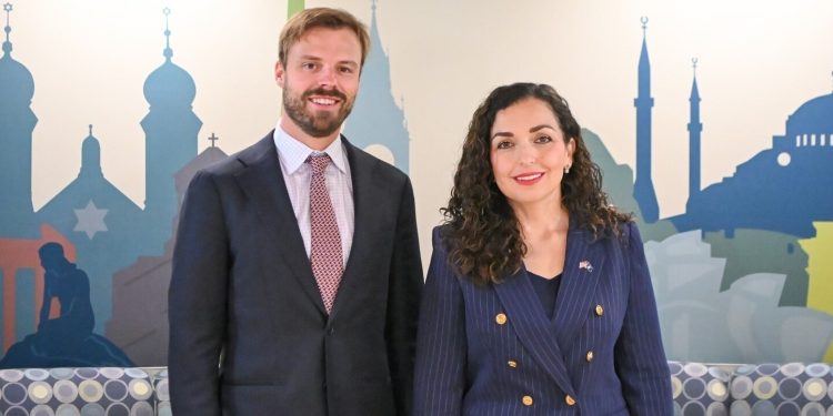 Marrëdhëniet Kosovë-SHBA, Osmani zhvillon bisedë telefonike me diplomatin amerikan Hanrahan