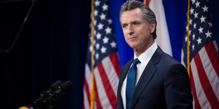 Guvernatori Newsom, kundërshtar i fortë i Trump, konfirmon planet për 2028: Do të shqyrtojë kandidaturën për President