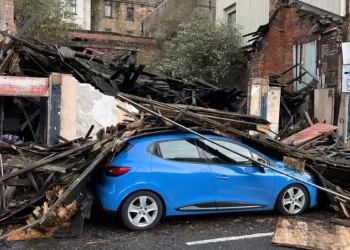 Paralajmërime për erë dhe shi ndërsa stuhia Amy godet Mbretërinë e Bashkuar