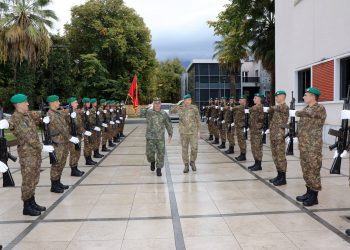 Kingji takon komandantin e KFOR: Misioni i NATO-s në Kosovë, më i rëndësishëm se kurrë për stabilitetin rajonal