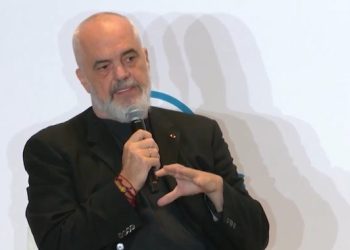 “Europa është ballkanizuar”, Rama: Kemi një problem me Serbinë, por gjyshja më ka mësuar që…