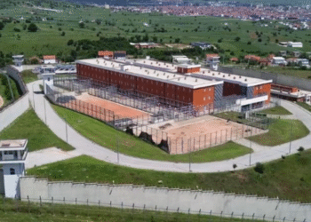 Pas Danimarkës, edhe Belgjika synon të dërgojë të burgosur në Kosovë