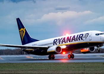 Britani e Madhe/ 6 minuta larg tragjedisë, avionit i mbaron karburanti në ajër