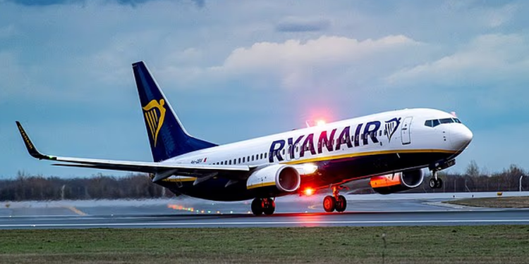 Britani e Madhe/ 6 minuta larg tragjedisë, avionit i mbaron karburanti në ajër