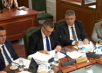 “Korrupsioni me trend të lartë”- Dumani ngre alarmin: Në Shqipëri ka abuzim të vazhdueshëm me fondet publike dhe shkelje të barazisë në tendera