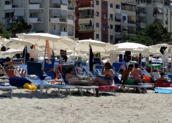 Zhgënjim nga pushimet në Shqipëri, turistët kërkojnë zhdëmtim
