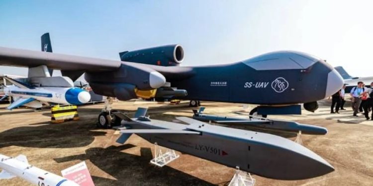 Kina gati të ngrejë në qiell dronin gjigant transportues