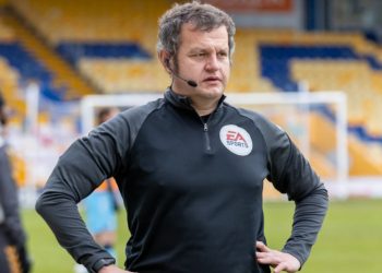 Skandali në Angli me gjyqtarin, dënohet me 13 vite burg për ngacmim ndaj vajzave të mitura