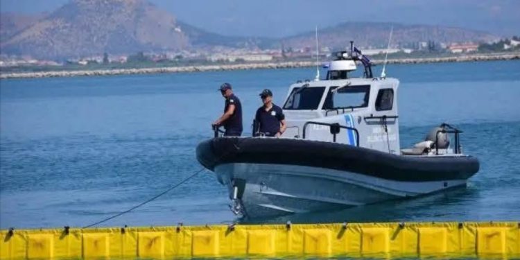 Gomonia lëshon sinjal “SOS” pranë Korfuzit, zbulohet sasi e madhe droge, 1 në pranga