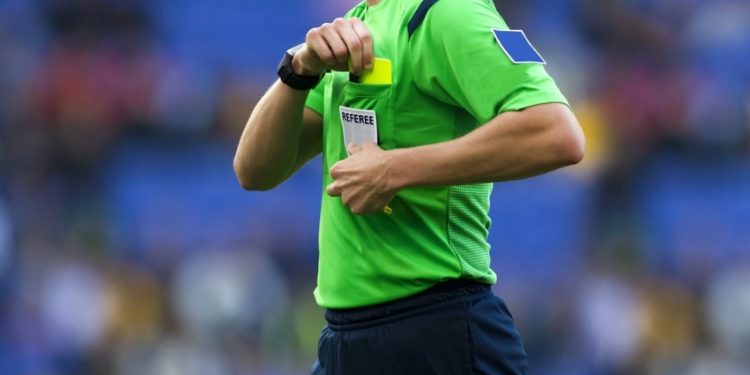 Skandal në futbollin italian, gjyqtarë të korruptuar për të trukuar ndeshjet, zbulohen bastet ku fitonin miliona euro