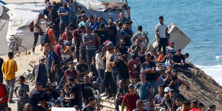 Hyn në fuqi marrëveshja e armëpushimit, Izraeli tërheq trupat, Hamasi ka 72 orë kohë për të liruar pengjet