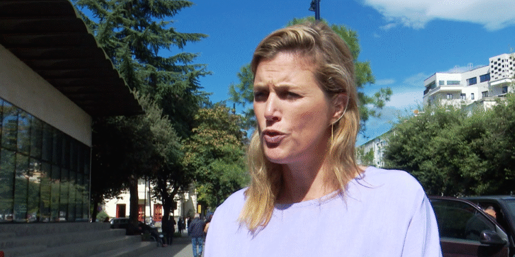 Shqiptarët e burgosur në Belgjikë, pritet marrëveshje mbi transferimin e tyre në Shqipëri