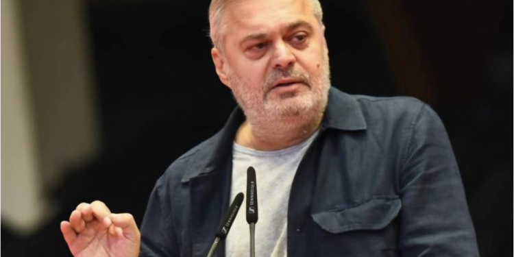 Ben Blushi: Pse Shqipërisë i duhet sot një brez i çmendur