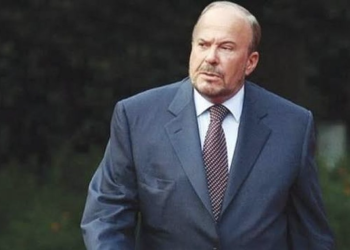 A do ti shkojë prapa historia Fatos Nanos?