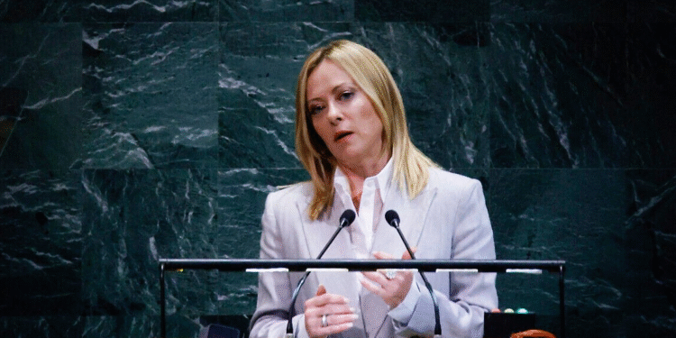 Meloni: Unë dhe dy ministra jemi denoncuar në Gjykatën Penale Ndërkombëtare për “bashkëpunim në gjenocid” për luftën në Gazë