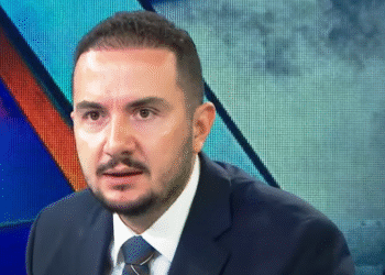 “Të hetohen ish-ministrat e Brendshëm”- Salianji: Policët përdoren për të shpërndarë ujin dhe fushatë