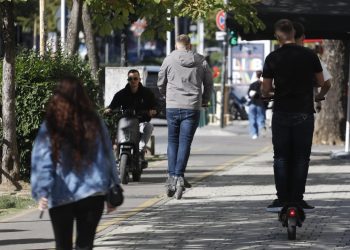 Nga e hëna, ndalohet përkohësisht përdorimi i monopatinave elektrike në Shqipëri