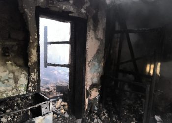 Mori djegie pas zjarrit në banesë në Maliq, nuk arrin t‘ja dalë mbanë 6-vjeçarja e familjes Hazisllari