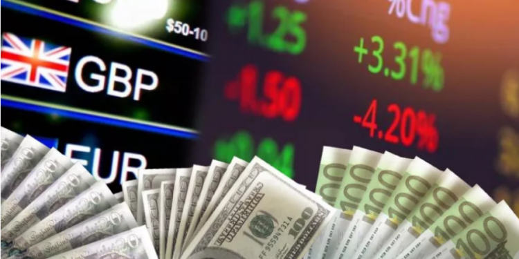 Çfarë po ndodh sot me monedhat e huaja? Ja me sa po blihen dhe shiten dollari, euro dhe paundi