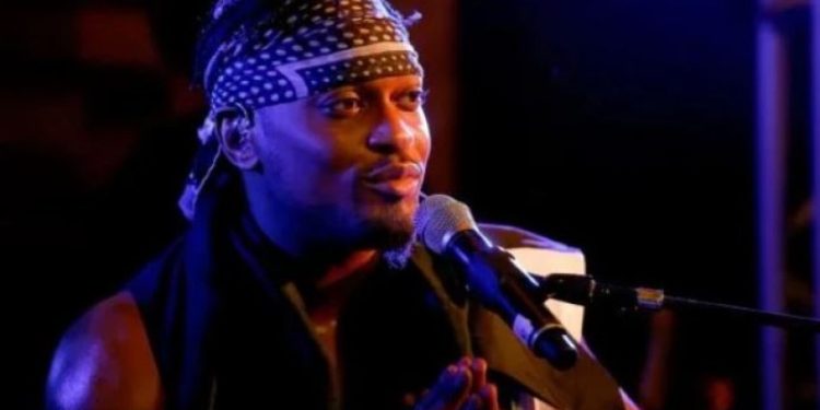 Vdes këngëtari i njohur në moshën 51-vjeçare