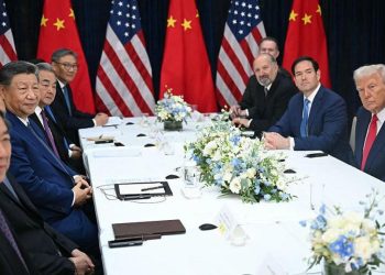 Trump ul tarifat ndaj Kinës dhe njofton fundin e ‘bllokadës së metaleve të rralla’ pas takimit me Xi