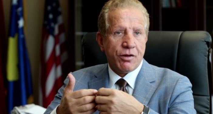 Behgjet Pacolli paraqitet në Prokurorinë e Tiranës, për çështjen e aeroportit të Vlorës