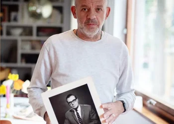 Si një valixhe e vjetër zbuloi një pasuri të fshehur familjare, të humbur nën sundimin nazist