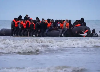 Dy vende ushtarake të caktuara si akomodim për azilkërkuesit