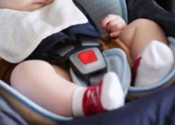 Kishte fshehur 10 kg heroinë nën sediljen e fëmijës, arrestohet 40-vjeçari shqiptar në Itali