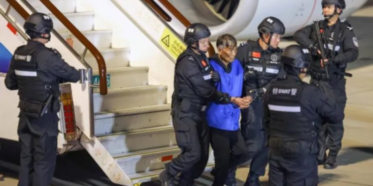 Kina godet supermafian e Mianmarit, dënon me vdekje bosin e familjes mafioze që kontrollonte qytetin famëkeq të bixhozit dhe mashtrimit