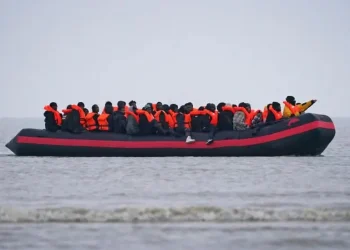 Dëbimet me procedurë të përshpejtuar do të shpallen si pjesë e reformave të azilit