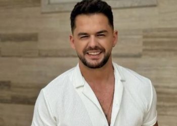 Ndërroi jetë pas arrestit kardiak, sot lumturia e fundit për këngëtarin Shpat Kasapi