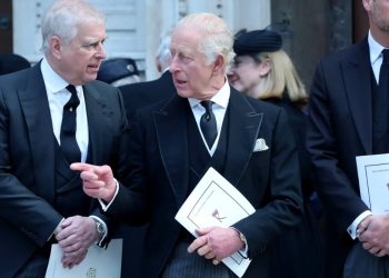 Princi Andrew pritet të “zhduket” nga jeta publike/ Do të shpërngulet në Abu Dhabi, jetë luksi…