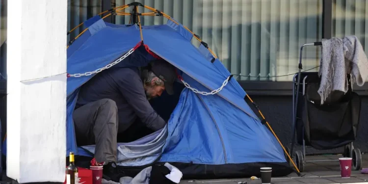 Hulumtimet tregojnë se mungesa e strehimit është më e lartë se shifrat zyrtare