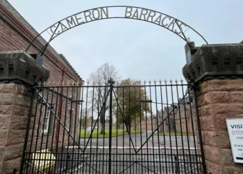 Ministria e Brendshme vonon planin për strehimin e azilkërkuesve në bazat ushtarake