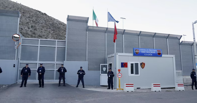 Mediat italiane: Meloni e sheh takimin me Ramën më 13 nëntor si shpresë për dështimin e kampeve