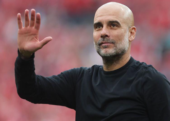 Pas 10 vitesh te Manchester City, Pep Guardiola po vlerëson mundësinë e largimit nga posti i trajnerit