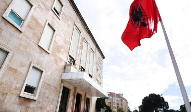 EMRAT/ Lëvizje në qeverinë Rama, emërohen zv.ministrat e rinj