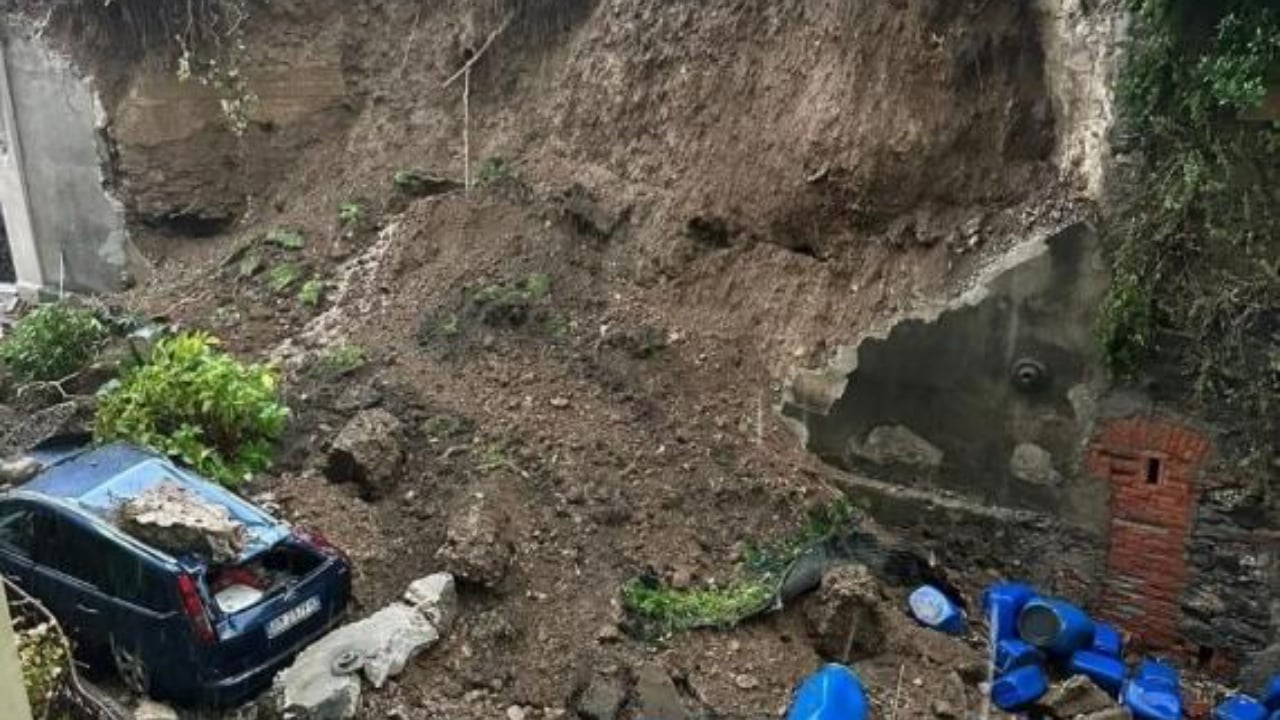 Moti i keq përfshin Xhenovën  vijojnë kërkimet për tre të rinjtë e zhdukur