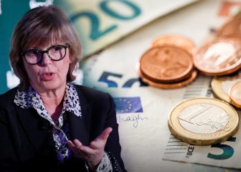 Financial Times: Euroclear paralajmëron BE-në për përdorimin e aseteve të ngrira ruse