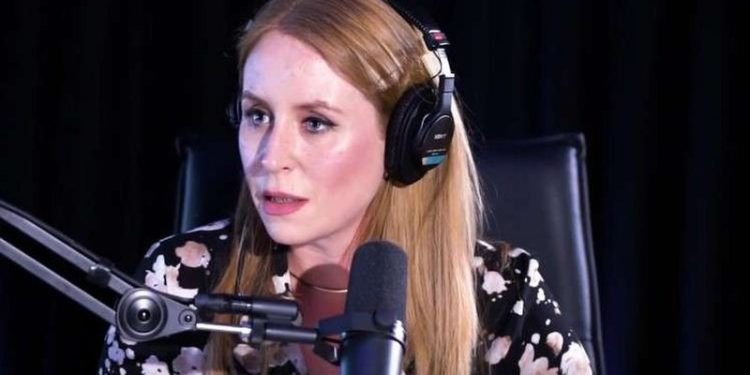 “5 burra të martuar më kërkuan takim, tre me foto familjare në profil” – Gazetarja britanike që jeton në Shqipëri: Njëri më tha se gruaja e dinte