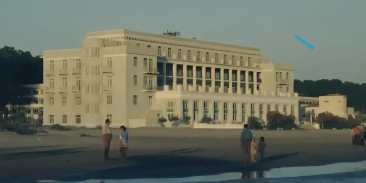 Ikona e Durrësit, hoteli që ka parë thuajse çdo stinë të historisë shqiptare, do shembet për një projekt me kazino