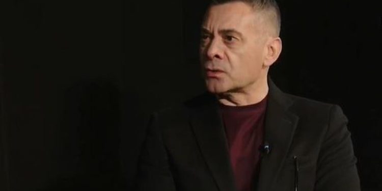 Zvicra thyen heshtjen për ekstradimin e Ahmetajt