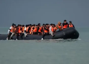 Plani i paprecedentë për sistemin e azilit e detyron qeverinë të ecë drejt një litari të dobët