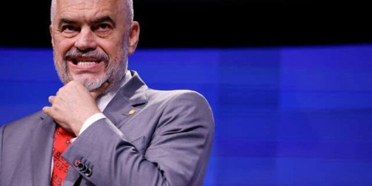 “Domani”: Mafia shqiptare po lulëzon, ndërsa Edi Rama bën PR global me fasada