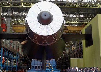 Putin nxjerr në det nëndetësen e “Ditës së Gjykimit”, mban 12 drone “Poseidon” me koka bërthamore