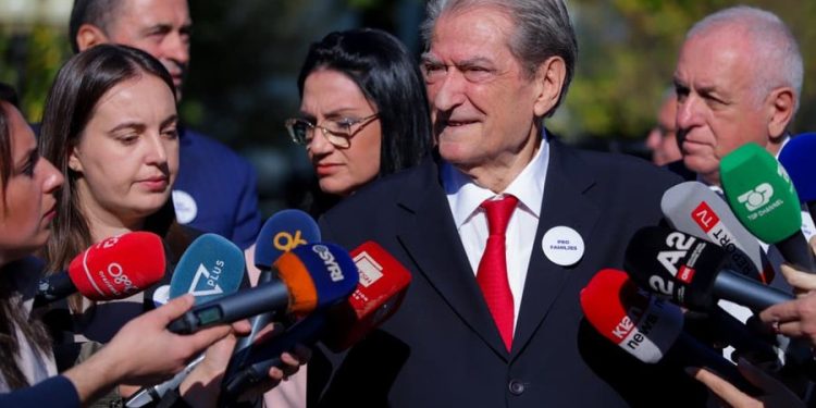 Berisha, mesazh ambasadorit Gonzato: Respektojmë orientimin seksual të gjithsecilit, por ligji nuk ka lidhje me direktivat e BE