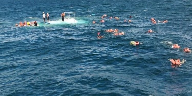 Tmerr në det, fundoset katamarani me 55 turistë