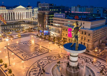 Dhjetë vite bashkë në siguri: Ballkani e Evropa në një zë nga Shkupi